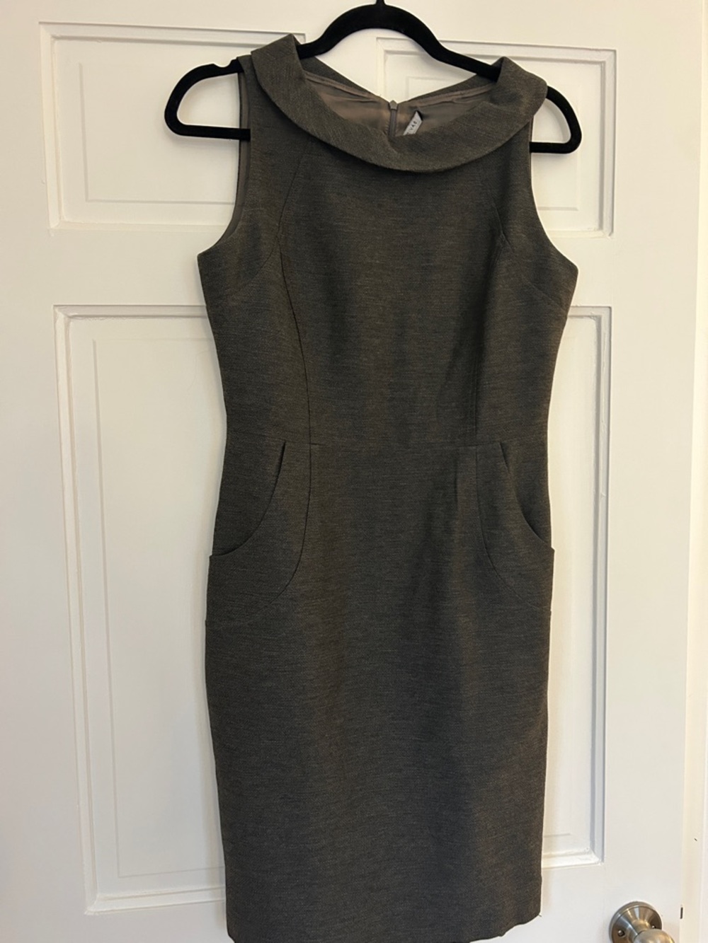 David Meister Olive Gray Sleeveless Midi Sheath Dress with Rolled Collar